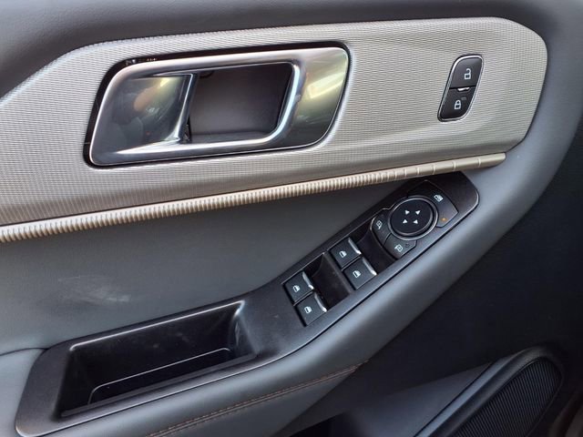 New 2026 Ford Explorer Active image 10