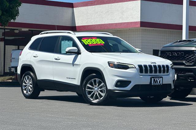 Used 2021 Jeep Cherokee Latitude Lux FWD image 2