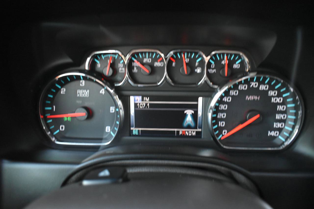 Used 2015 Chevrolet Suburban LTZ image 17