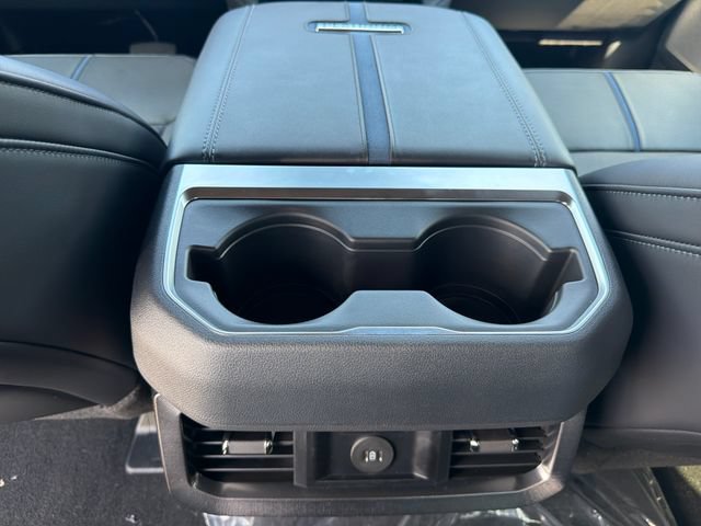 New 2026 Ford F250 Platinum AWD/4WD image 16
