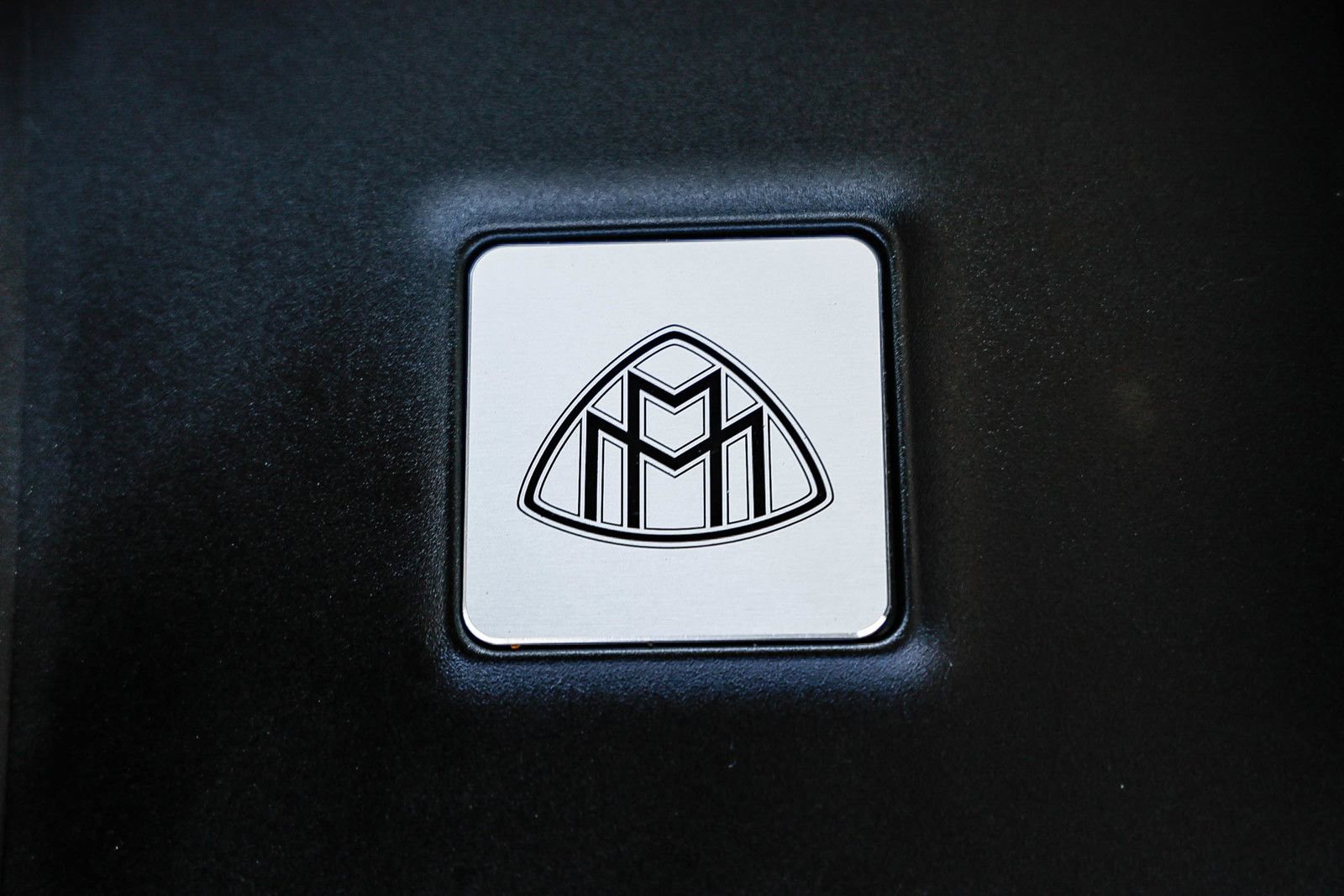 Certified 2025 Mercedes-Benz Maybach GLS 600 4MATIC image 36