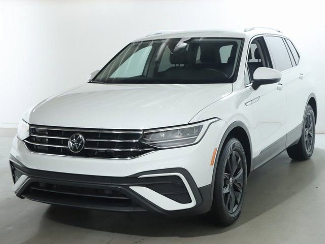Used 2024 Volkswagen Tiguan SE