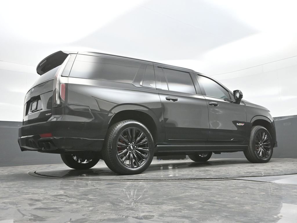 Certified 2024 Cadillac Escalade ESV V w/ LPO, ONYX Package image 25