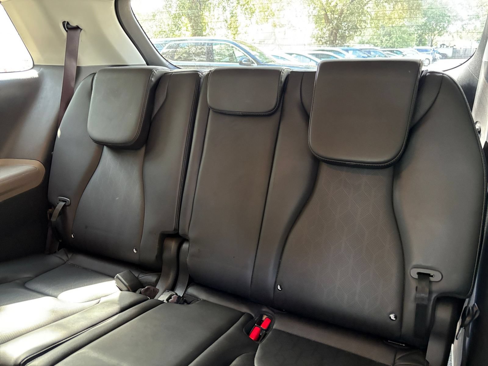 Used 2026 Kia Carnival FWD image 30