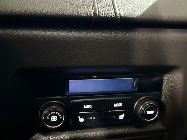 Used 2021 Chevrolet Traverse Premier image 28