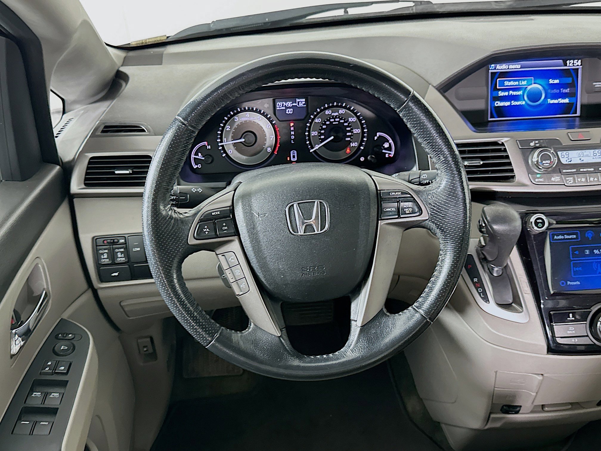 Used 2016 Honda Odyssey EX-L image 17