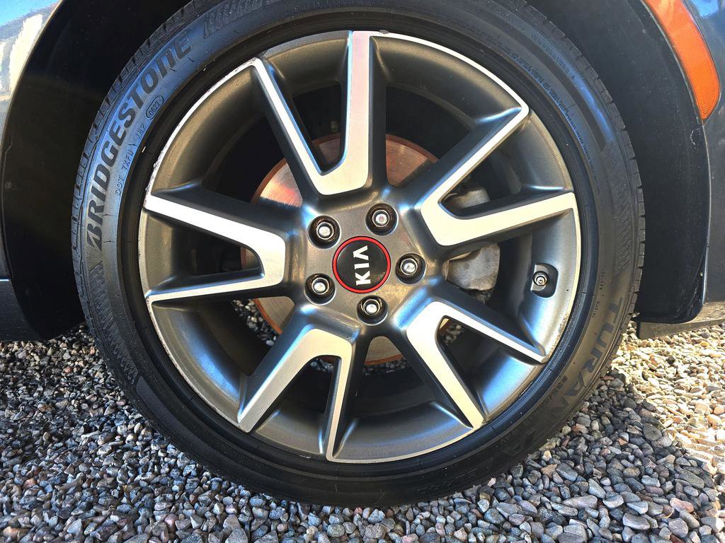 Used 2021 Kia Soul Turbo FWD image 37