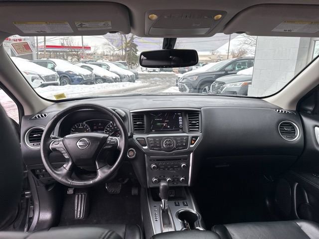 Used 2020 Nissan Pathfinder SL image 20