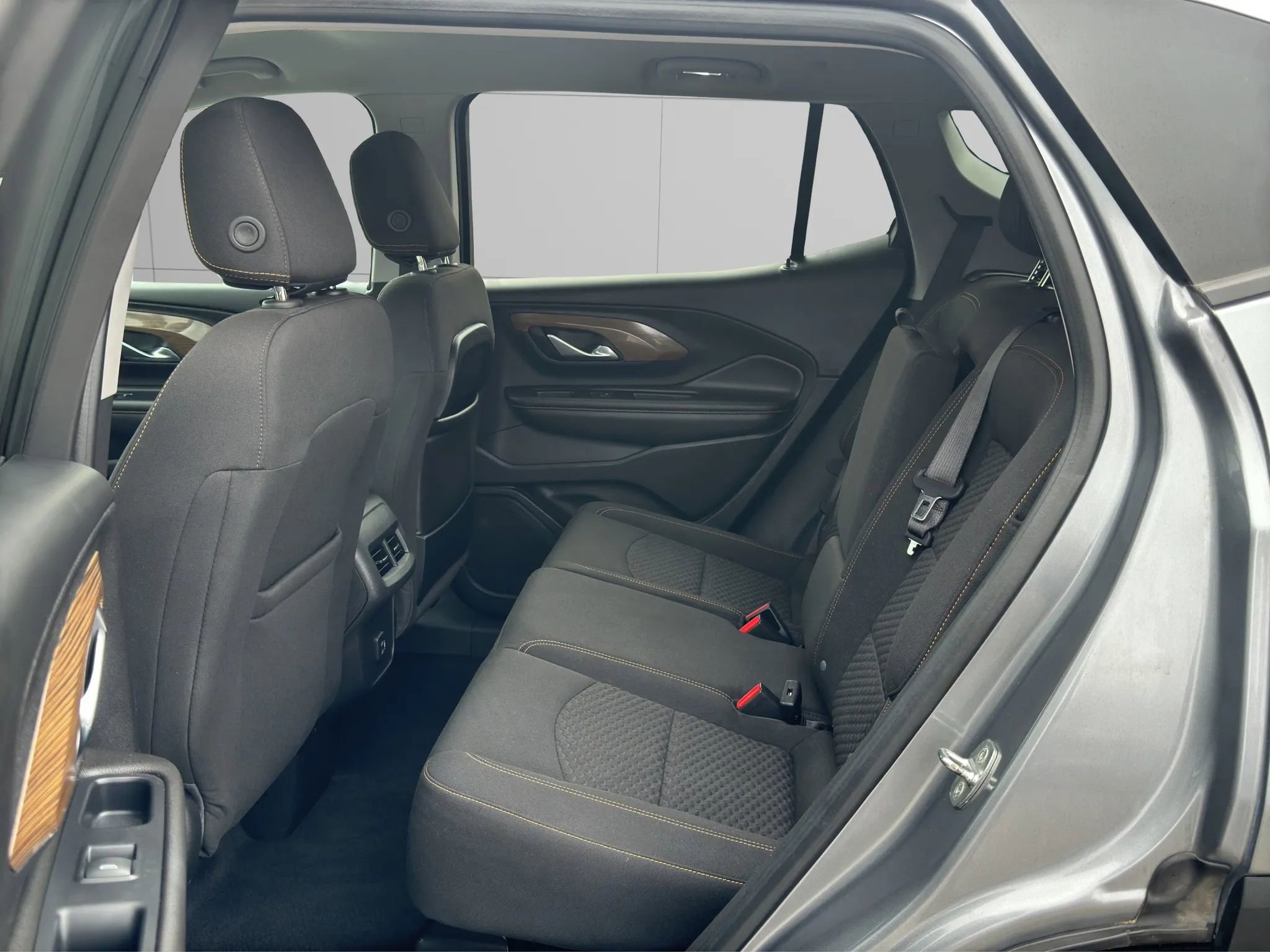 Used 2020 GMC Terrain SLE w/ Driver Convenience Package AWD/4WD image 14