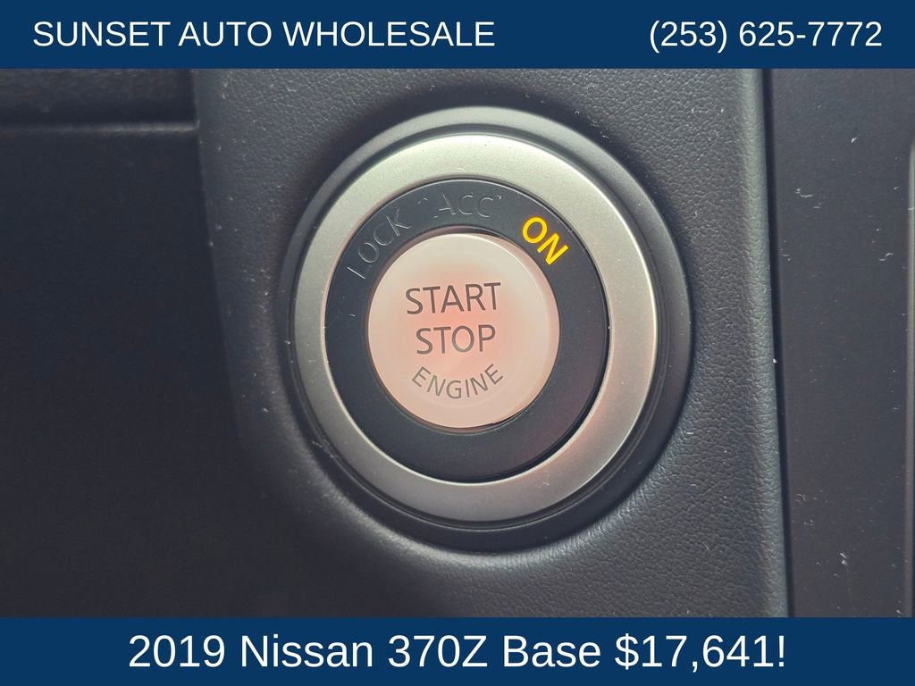 Used 2019 Nissan 370Z Coupe RWD image 33