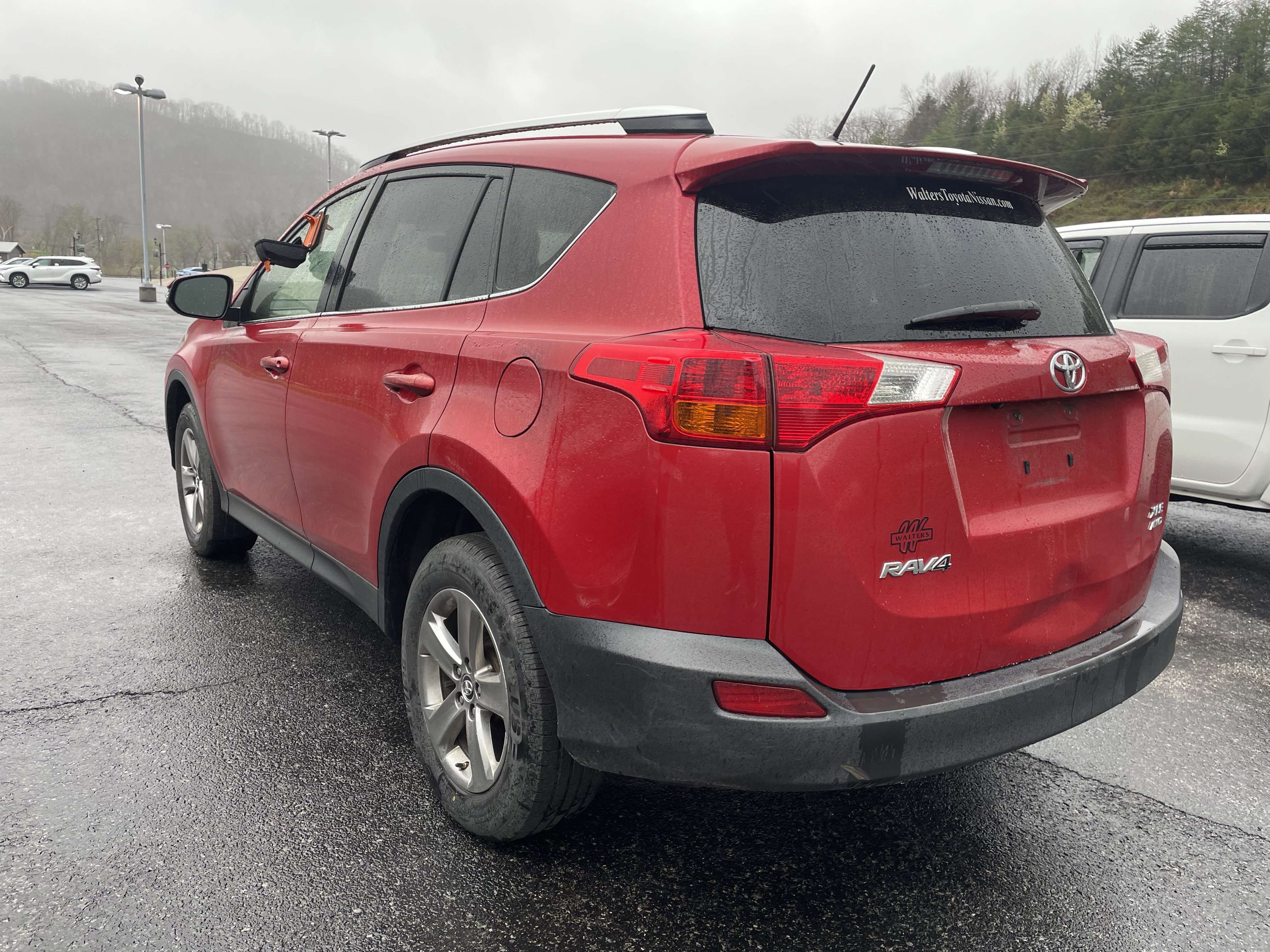 Used 2015 Toyota RAV4 XLE image 4