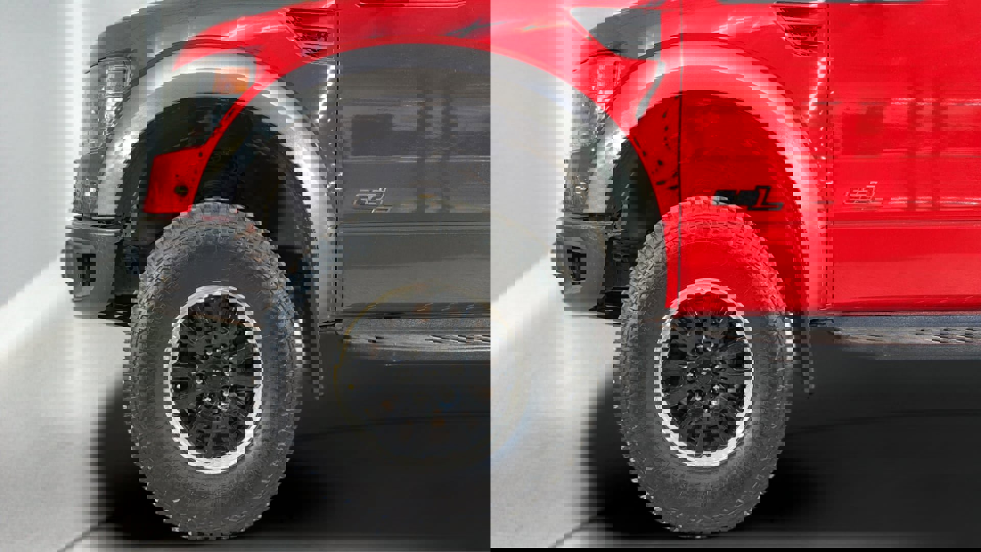 Used 2013 Ford F150 Raptor w/ Luxury Equipment Group image 36