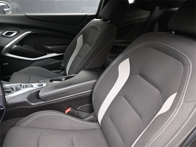Used 2018 Chevrolet Camaro LT w/ Technology Package image 19