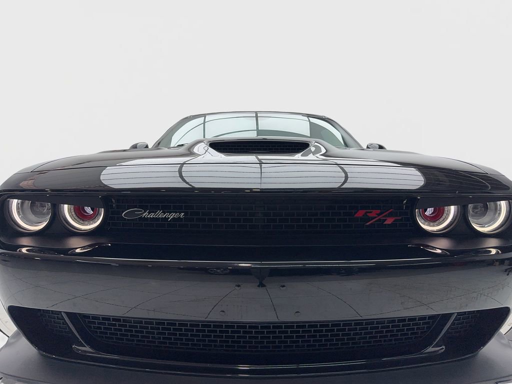 Used 2022 Dodge Challenger R/T Scat Pack RWD image 5