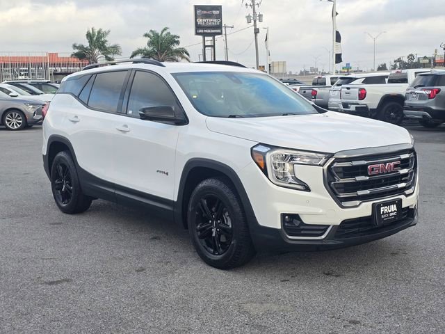 Used 2022 GMC Terrain AT4 w/ Tech Package image 4