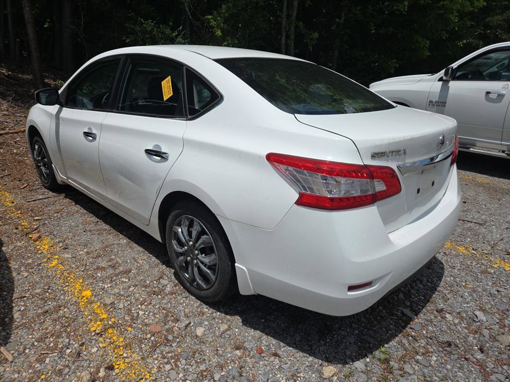 Used 2015 Nissan Sentra S FWD image 6