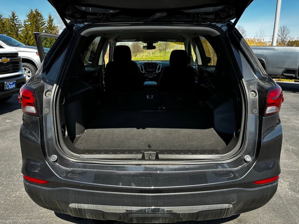 Used 2023 Chevrolet Equinox LT image 37