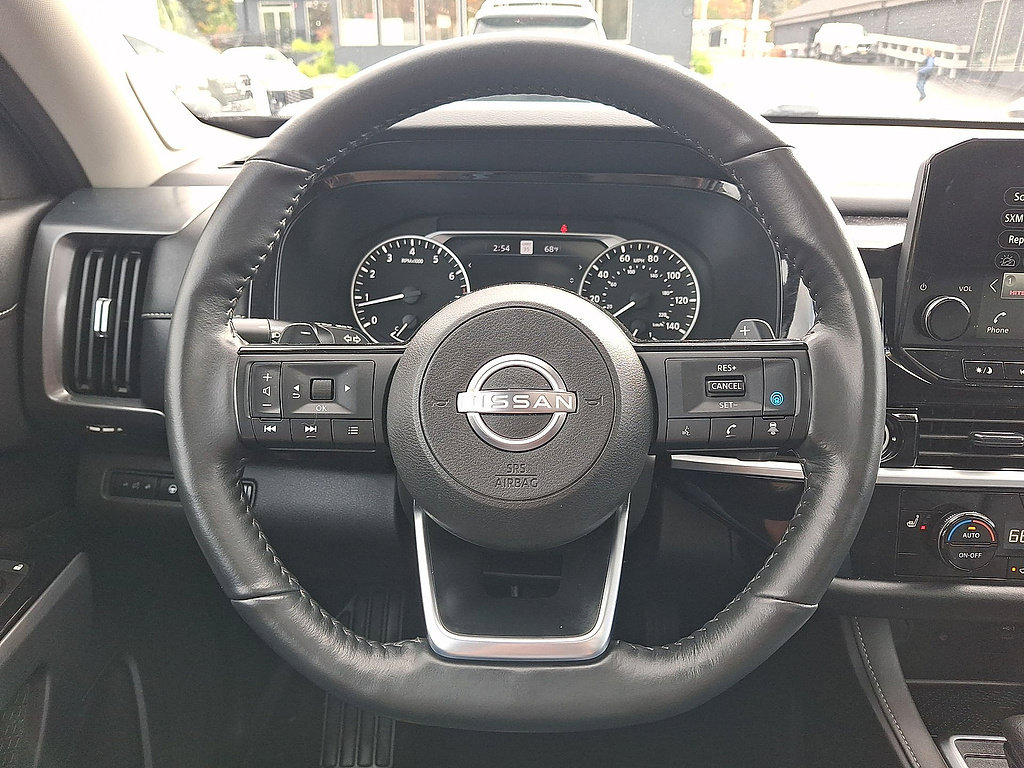 Certified 2024 Nissan Pathfinder SL w/ SL Premium Package AWD/4WD image 16