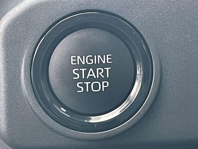 Used 2025 Toyota Tacoma SR5 AWD/4WD image 21