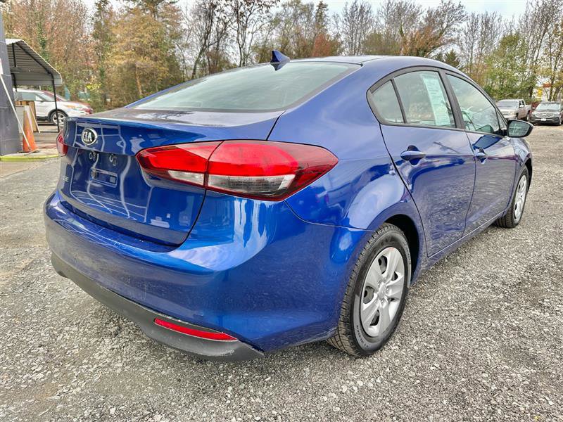 Used 2017 Kia Forte LX w/ LX Popular Package image 6