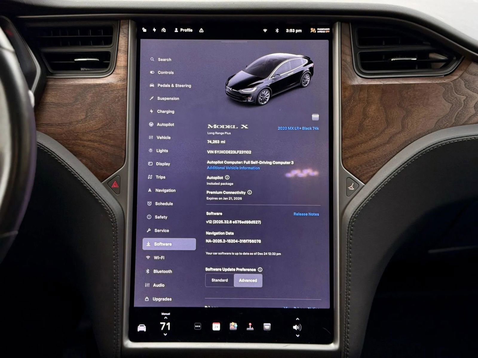 Used 2020 Tesla Model X Long Range image 15