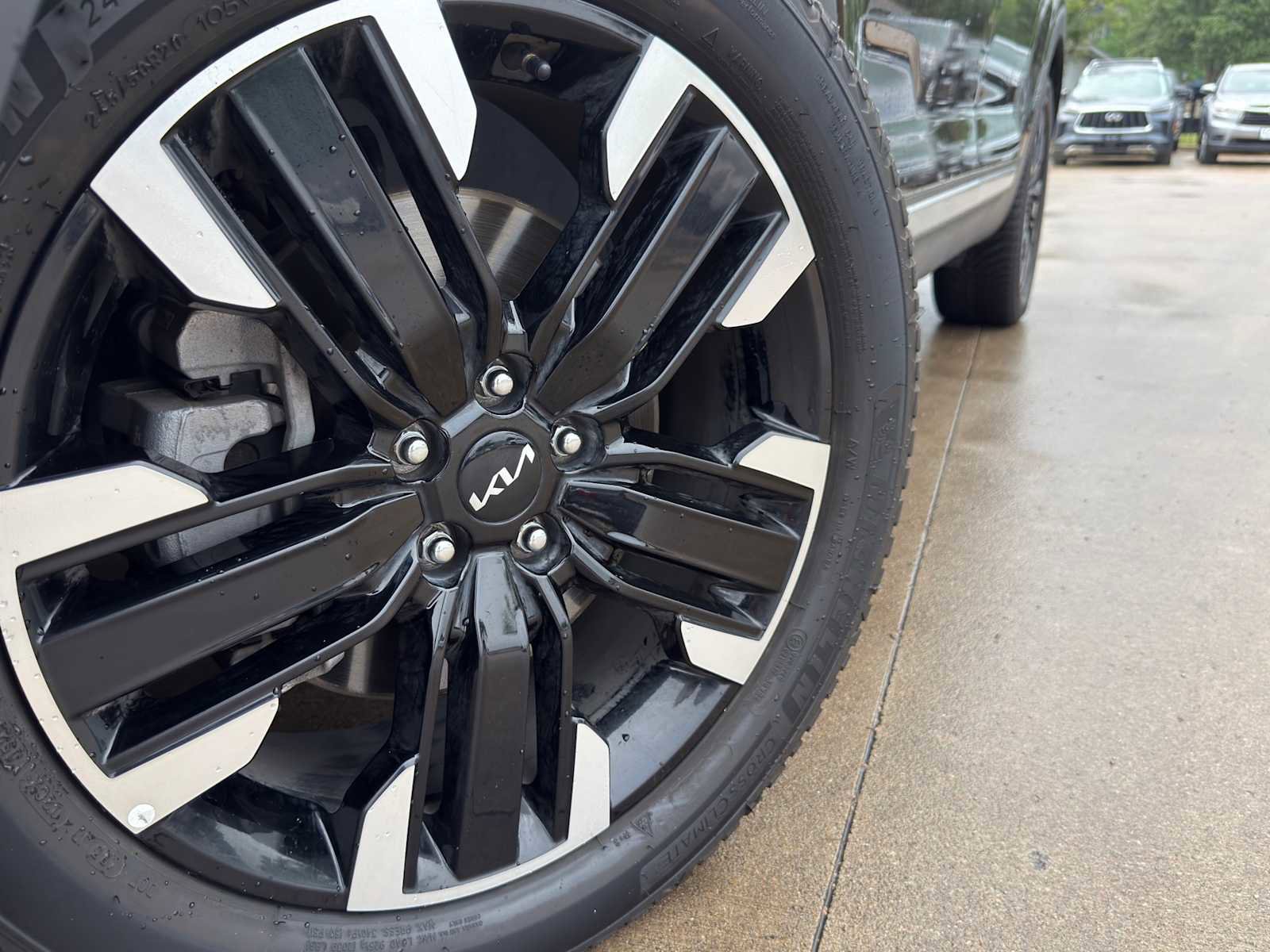 Certified 2023 Kia Telluride SX AWD/4WD image 3