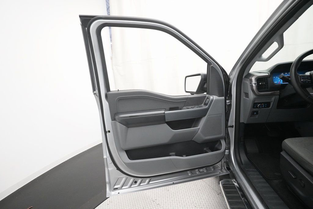 Used 2024 Ford F150 XLT w/ Mobile Office Package image 26