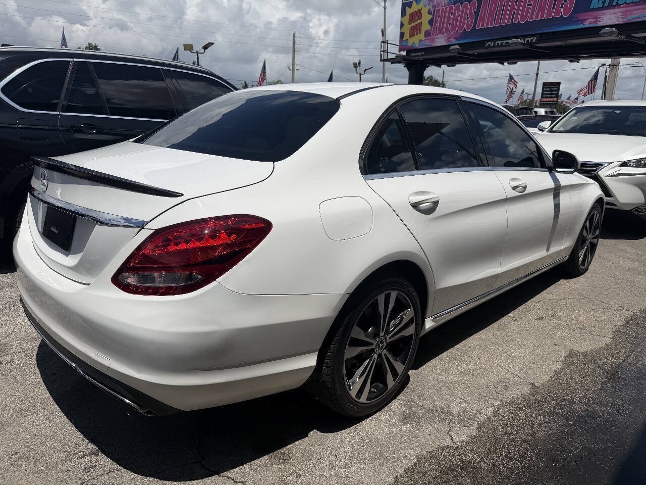 Used 2015 Mercedes-Benz C 300 Sedan image 5