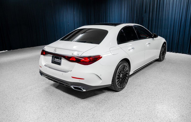 New 2026 Mercedes-Benz E 350 4MATIC Sedan image 5