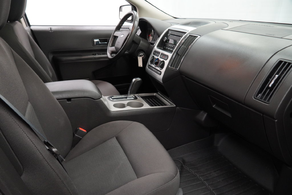 Used 2010 Ford Edge SEL FWD image 38
