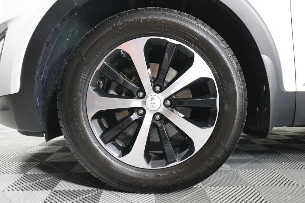 Used 2018 Kia Sorento EX AWD/4WD image 9