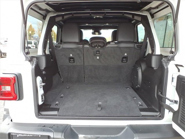 New 2025 Jeep Wrangler Unlimited Rubicon 392 image 24