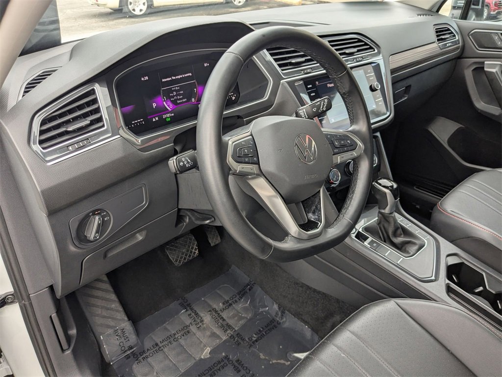 Used 2024 Volkswagen Tiguan Wolfsburg Edition image 13