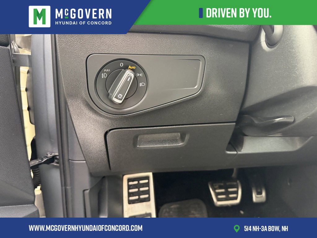 Used 2020 Volkswagen Tiguan SE R-Line w/ 3rd Row Seat Package image 22