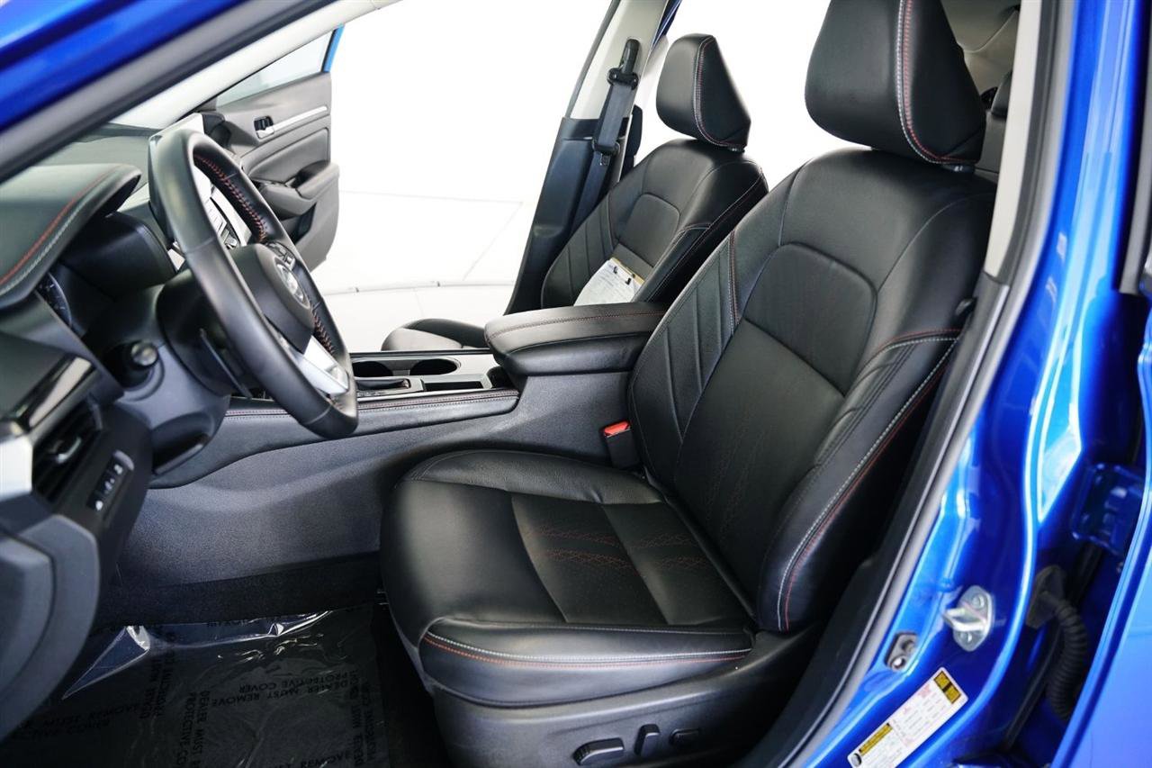 Used 2025 Nissan Altima 2.5 SR w/ SR Premium Package FWD image 13