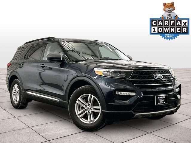 Used 2022 Ford Explorer XLT w/ Equipment Group 202A AWD/4WD image 2