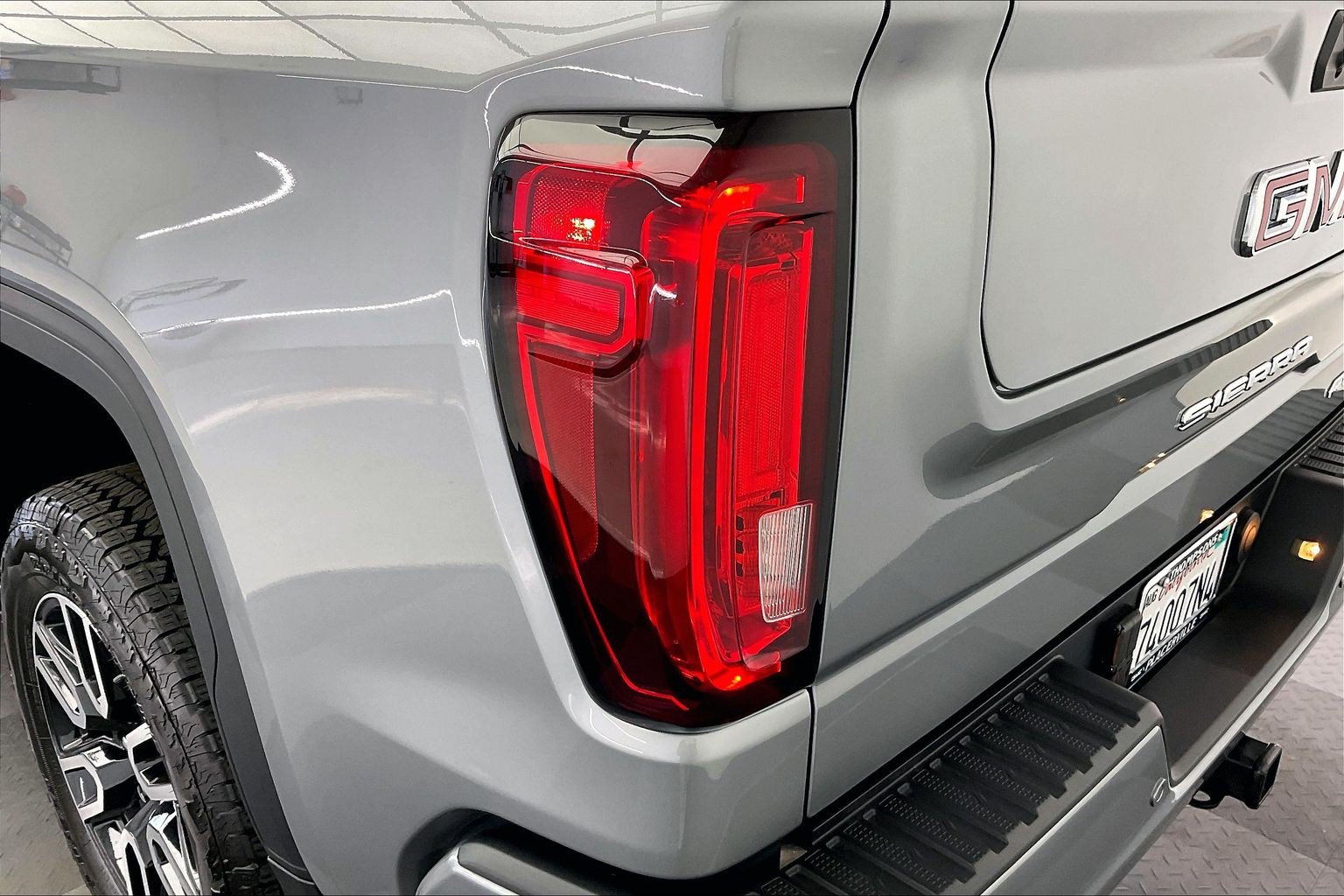 Used 2026 GMC Sierra 1500 AT4 w/ AT4 Premium Package AWD/4WD image 29
