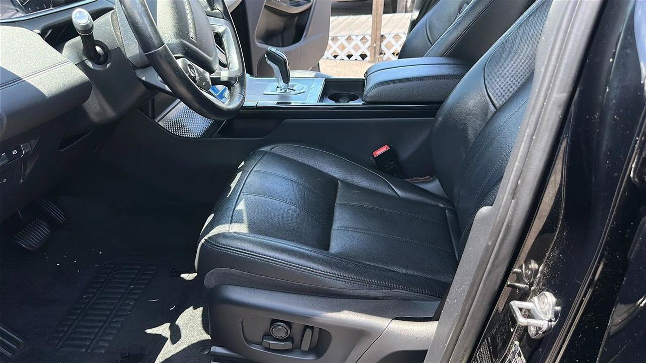 Used 2020 Land Rover Range Rover Evoque S AWD/4WD image 19