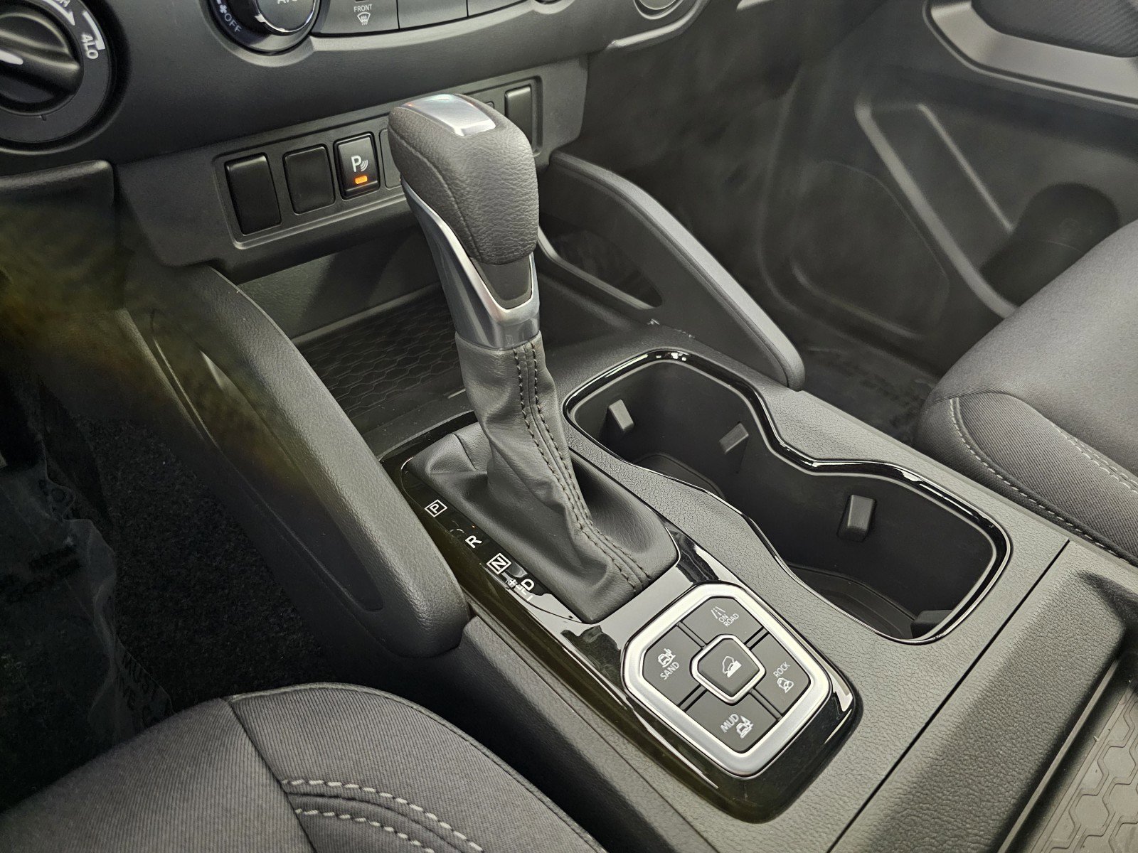 New 2026 Nissan Frontier SV image 34