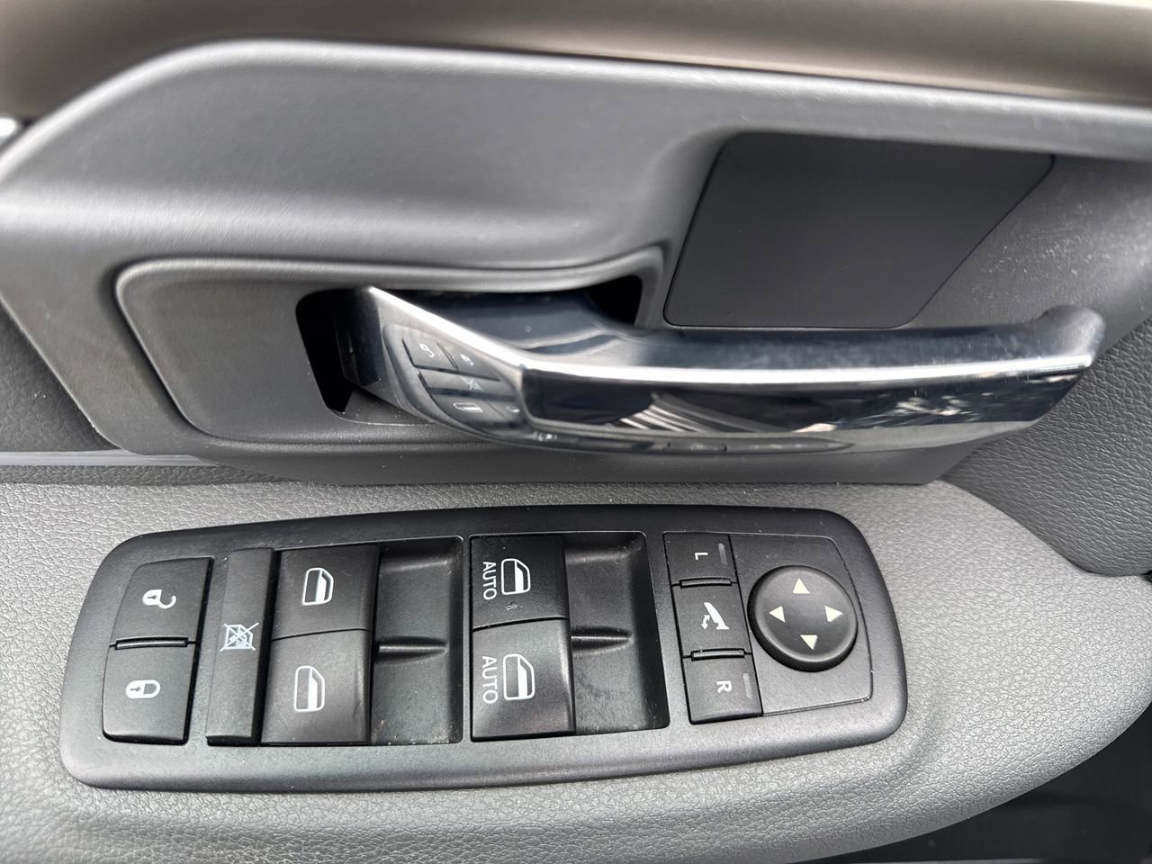 Used 2017 RAM 1500 Big Horn image 16