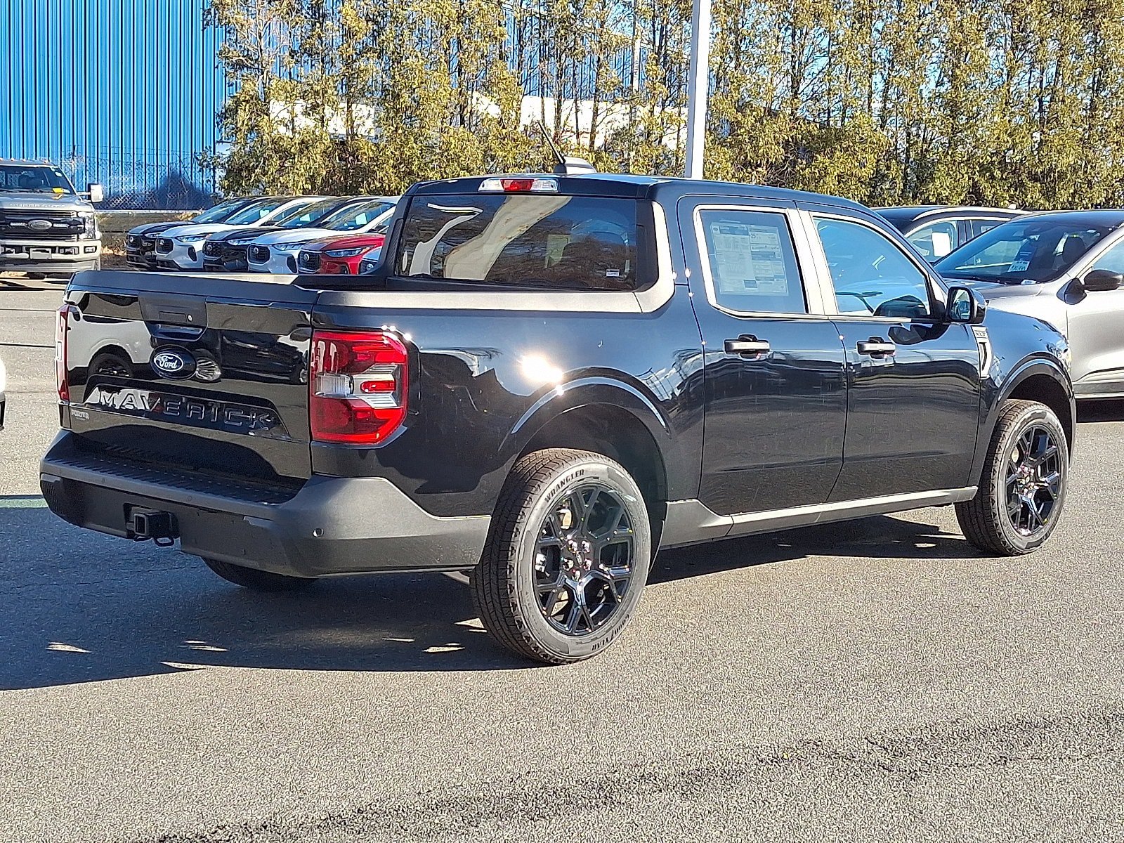 New 2026 Ford Maverick XLT w/ Black Appearance Package AWD/4WD image 7