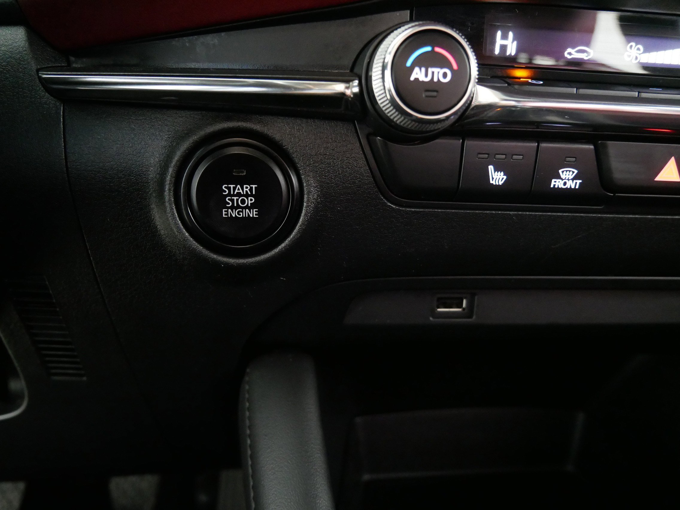 Used 2021 MAZDA MAZDA3 s image 29