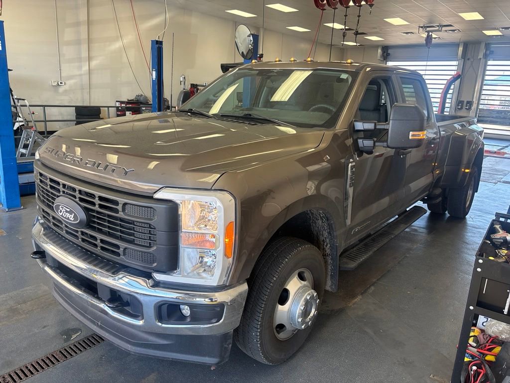 Used 2023 Ford F350 XL w/ 360-Degree Camera Package AWD/4WD image 6
