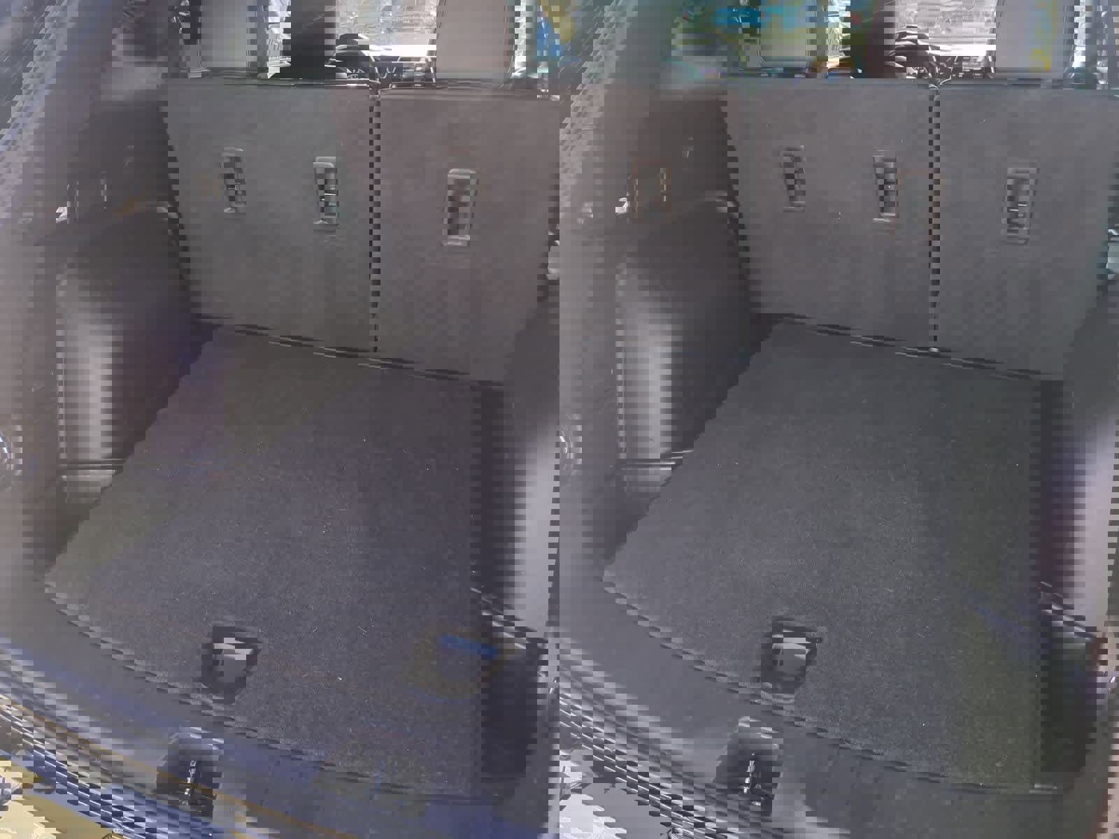 Used 2022 Chevrolet Blazer RS w/ Enhanced Convenience Package image 29