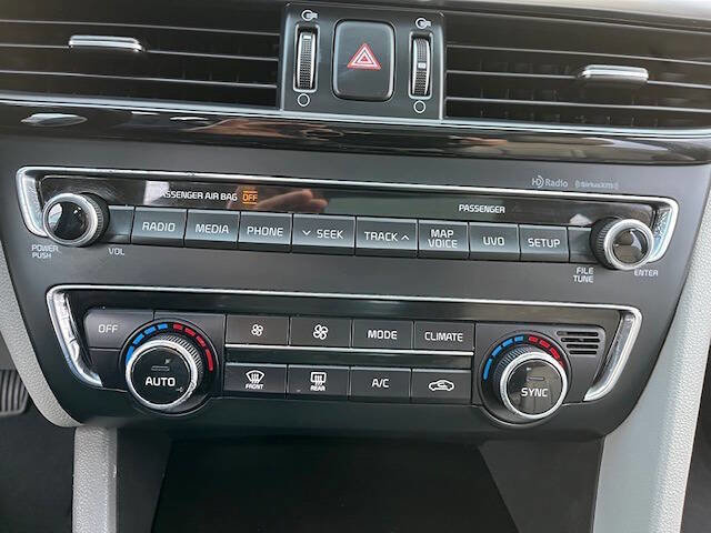 Used 2016 Kia Optima EX w/ Option Group 040 image 17