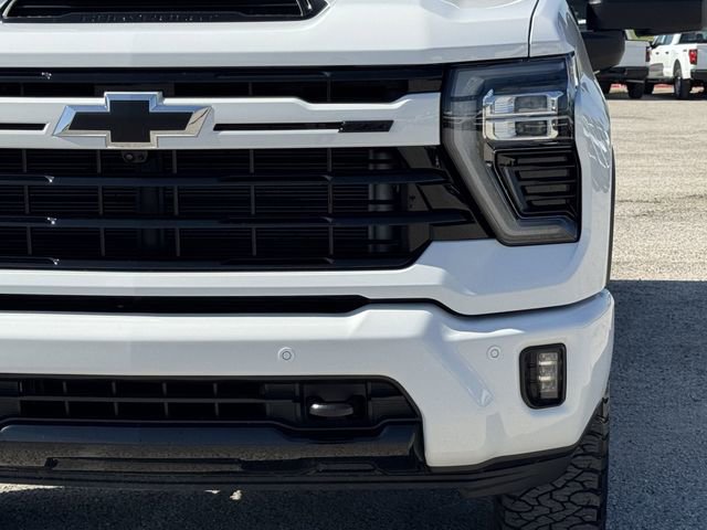 Used 2024 Chevrolet Silverado 2500 LTZ w/ LTZ Plus Package image 9