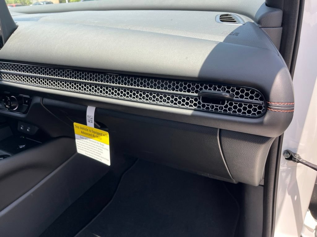 Used 2027 Honda HR-V Sport image 29