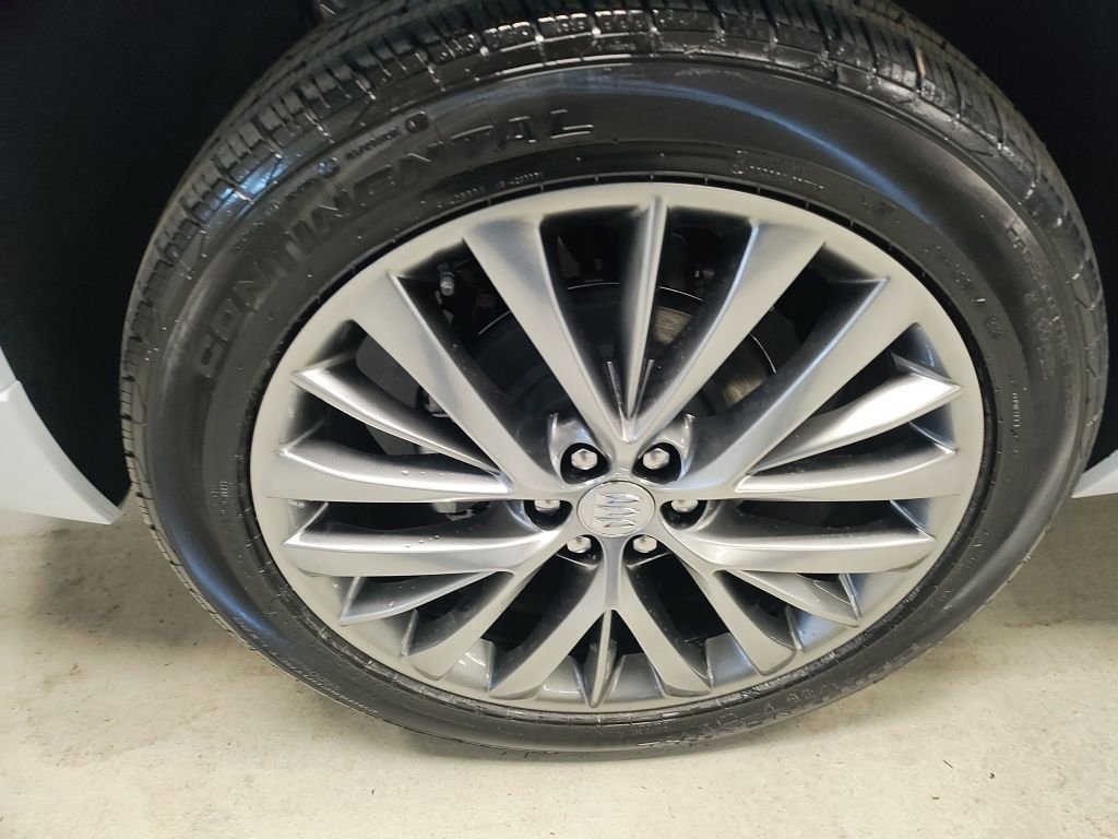 New 2026 Buick Enclave Avenir w/ Super Cruise Package image 3