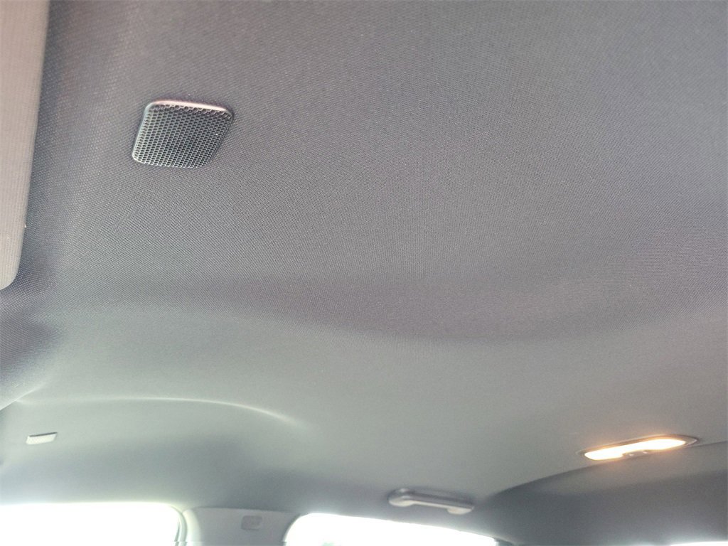 New 2025 GMC Canyon Elevation w/ Convenience Package image 13