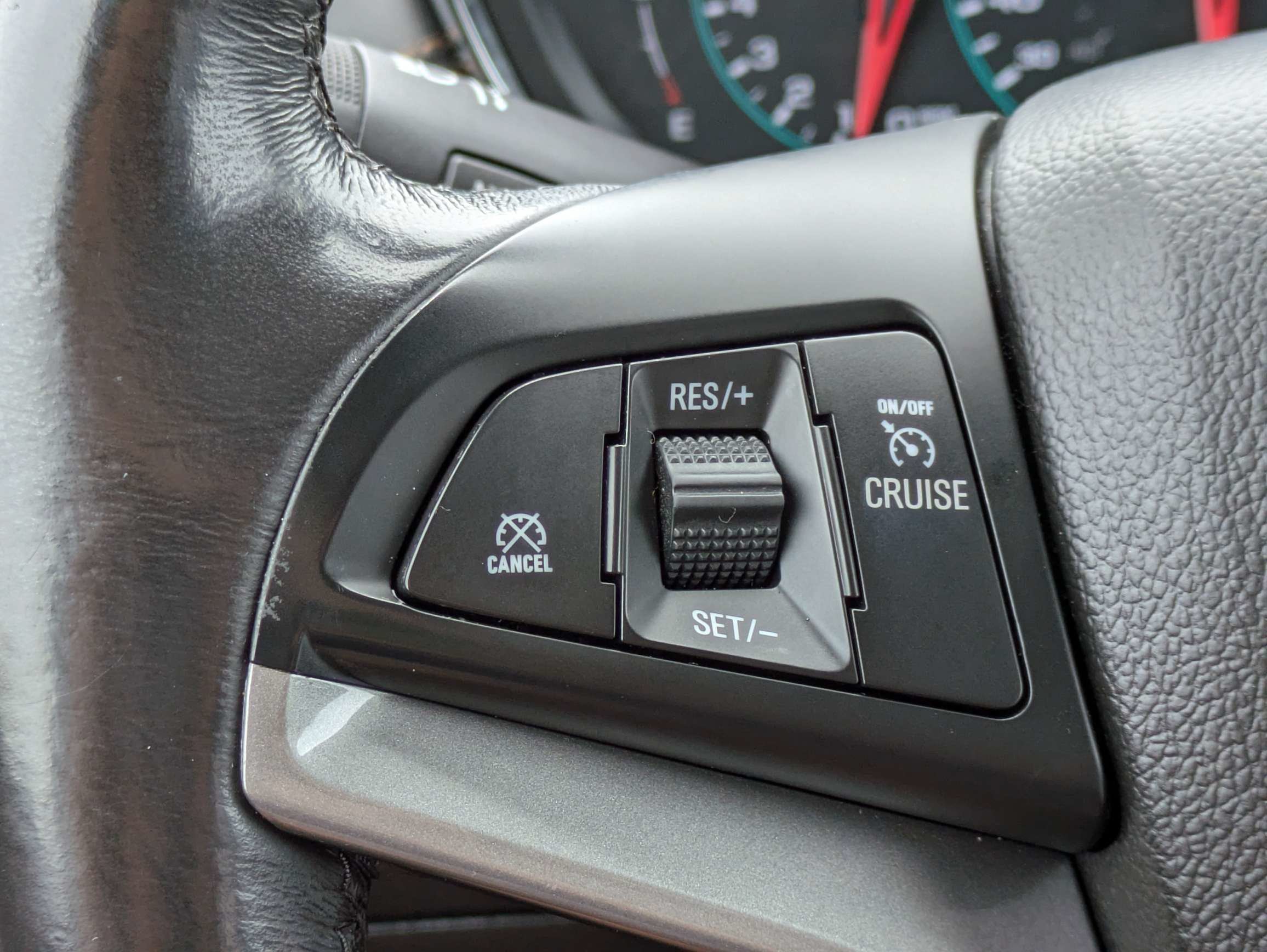 Used 2022 Chevrolet Trax LT w/ Driver Confidence Package AWD/4WD image 25